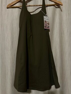 HALARA Olive A-Line Skirt with Subtle Side Slit